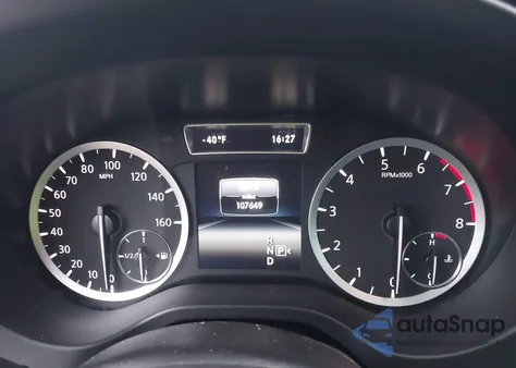 2017 Infiniti Qx30 Premium z USA, uszkodzony, nr VIN SJKCH5CR1HA031046